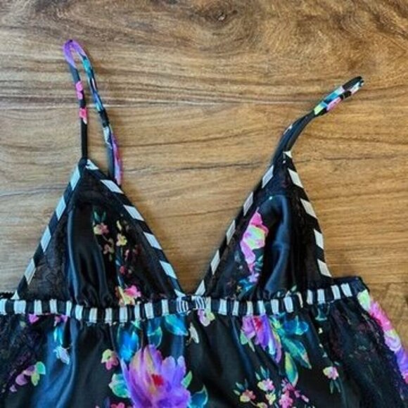 Victoria’s Secret Black & Purple Floral Lace Trim Babydoll Cami Chemise Slip Dre - Picture 2 of 8